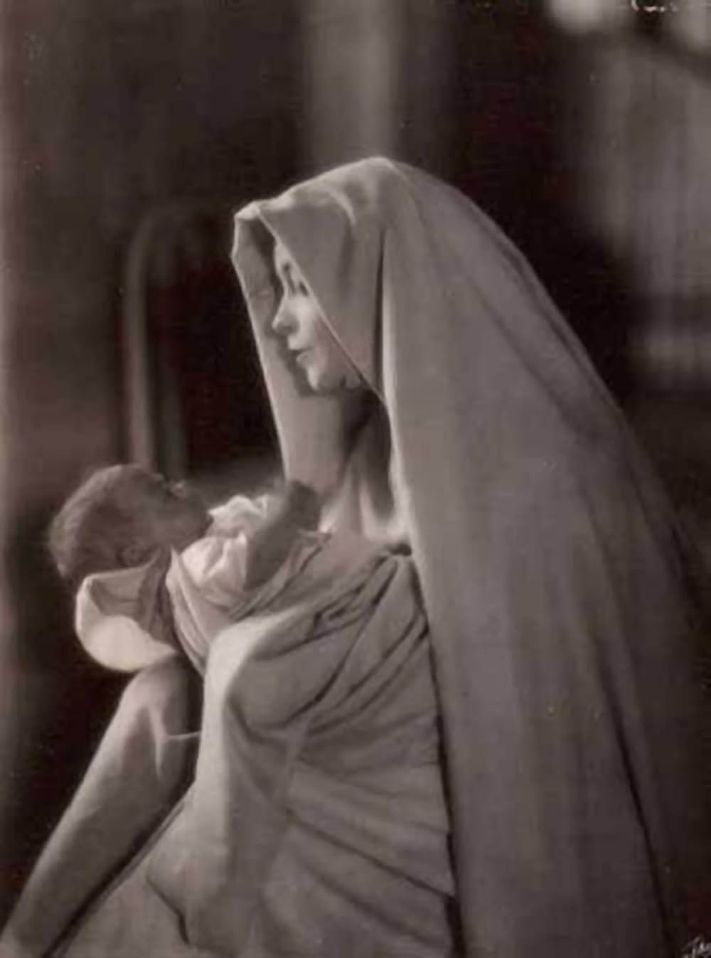 ホワイト・シスターの画像