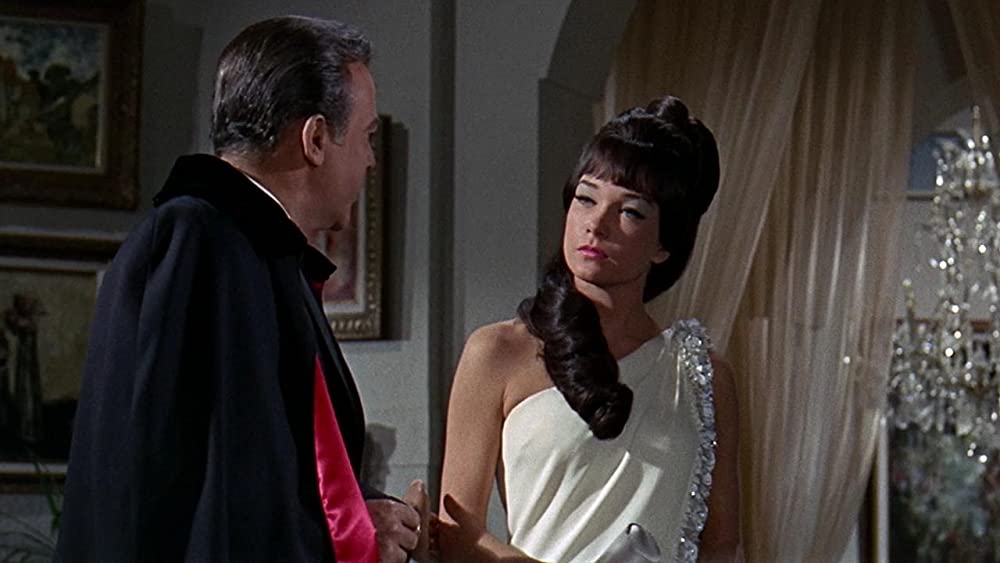 「泥棒貴族」シャーリー・マクレーン & ハーバート・ロムの画像