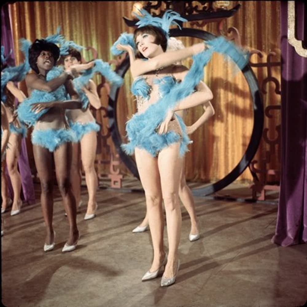 「泥棒貴族」シャーリー・マクレーンの画像