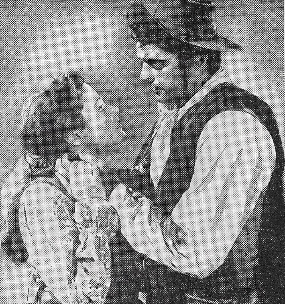 草原の追跡の画像