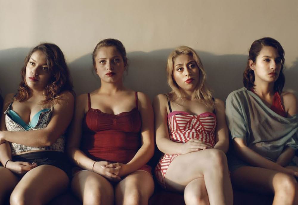 囚われた少女たち／選ばれし少女たちの写真