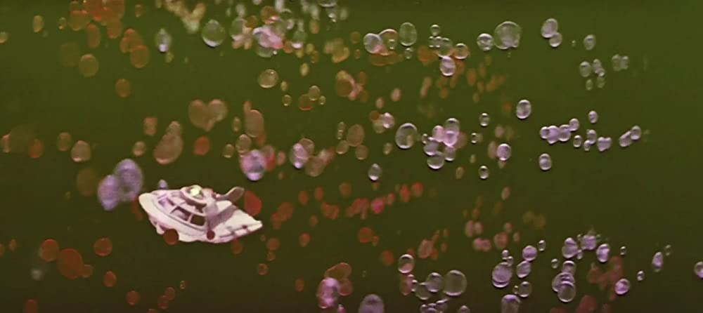 ミクロの決死圏の画像