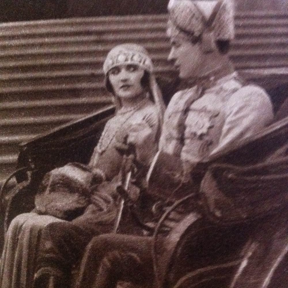 禁断の楽園の画像