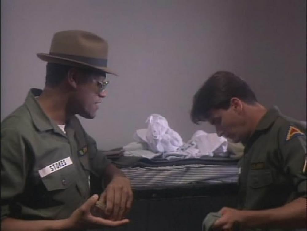 ミリタリー・ブルースの画像