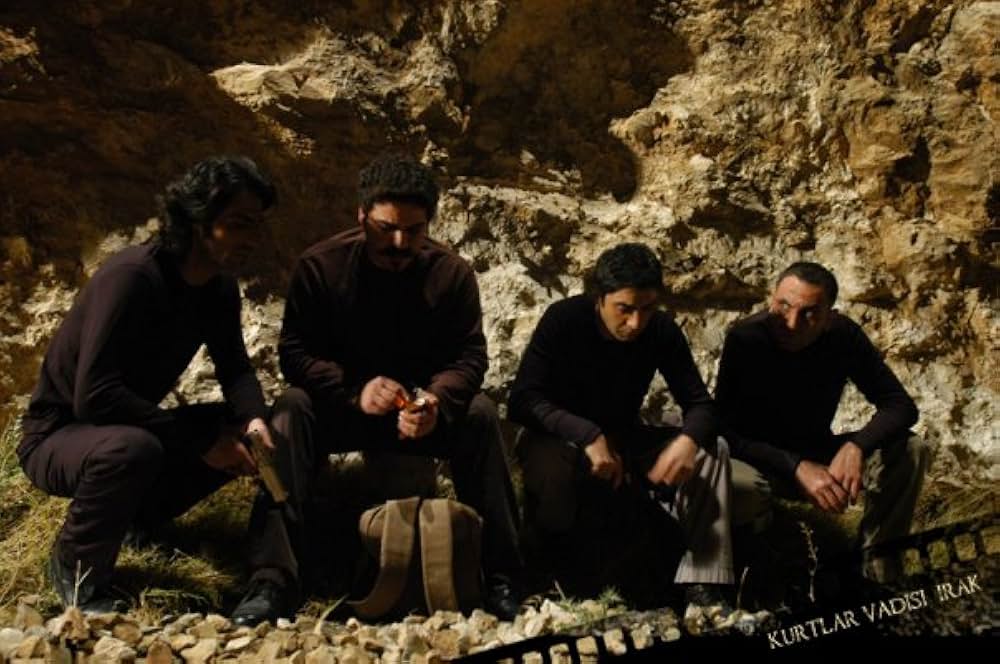 イラク -狼の谷-の画像