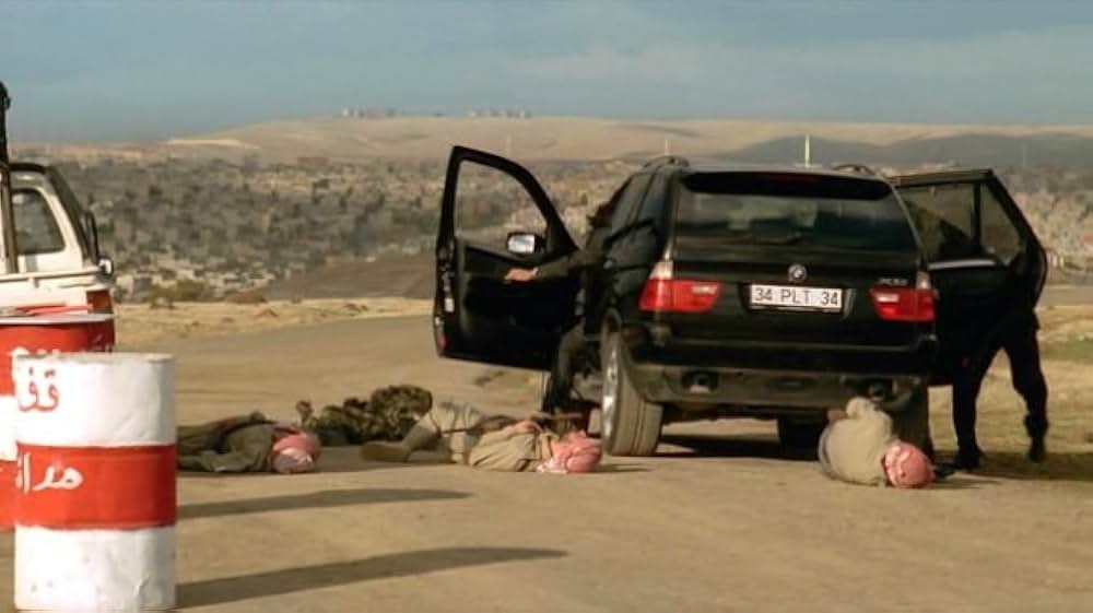 イラク -狼の谷-の画像