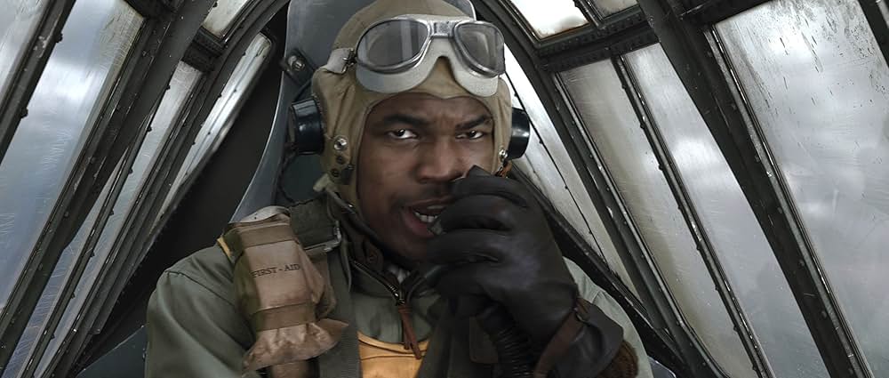 レッド・テイルズの画像