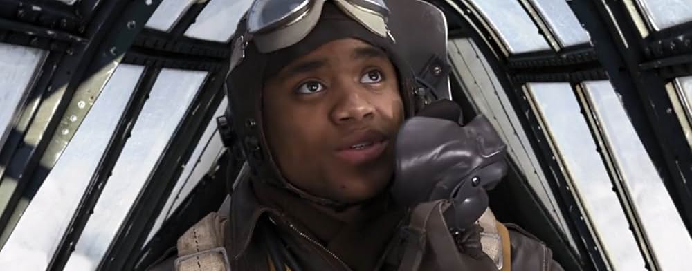 レッド・テイルズの画像