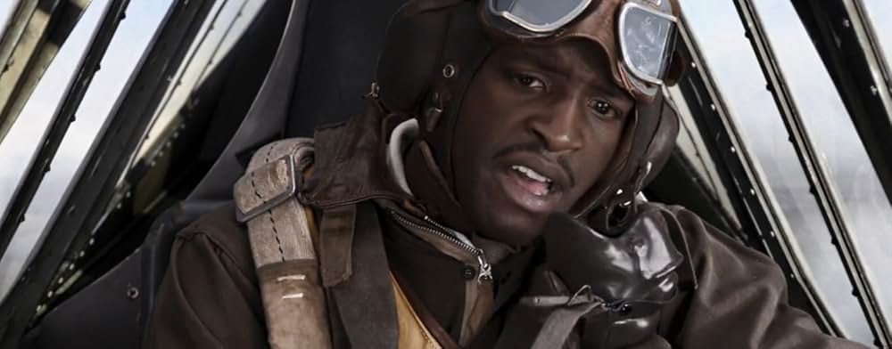 レッド・テイルズの画像