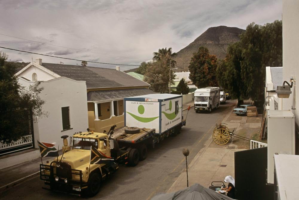 ヒラリー・スワンク IN レッド・ダストの画像