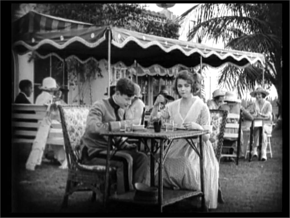 The Flapper（原題）の画像