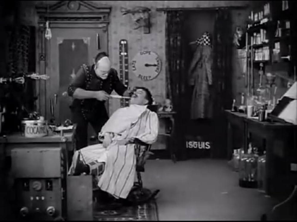 跳ねる魚の謎の画像