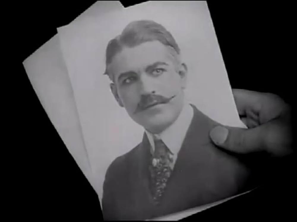 跳ねる魚の謎の画像