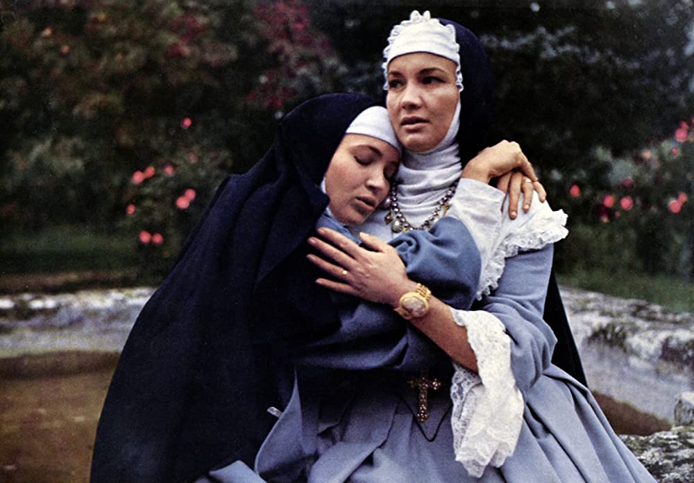 「修道女」リゼロッテ・プルファー & アンナ・カリーナの画像