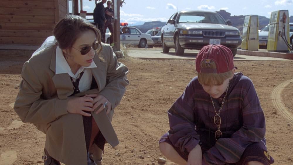 ザ・スローター／赤い迷宮の写真