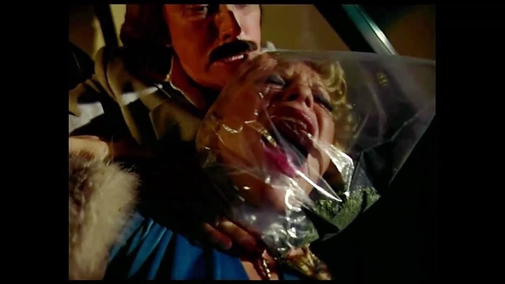 狙われた夜／血に染まる大晦日のロックパーティの画像