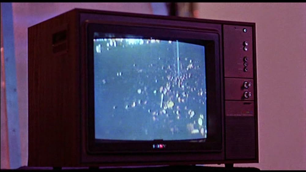 狙われた夜／血に染まる大晦日のロックパーティの画像