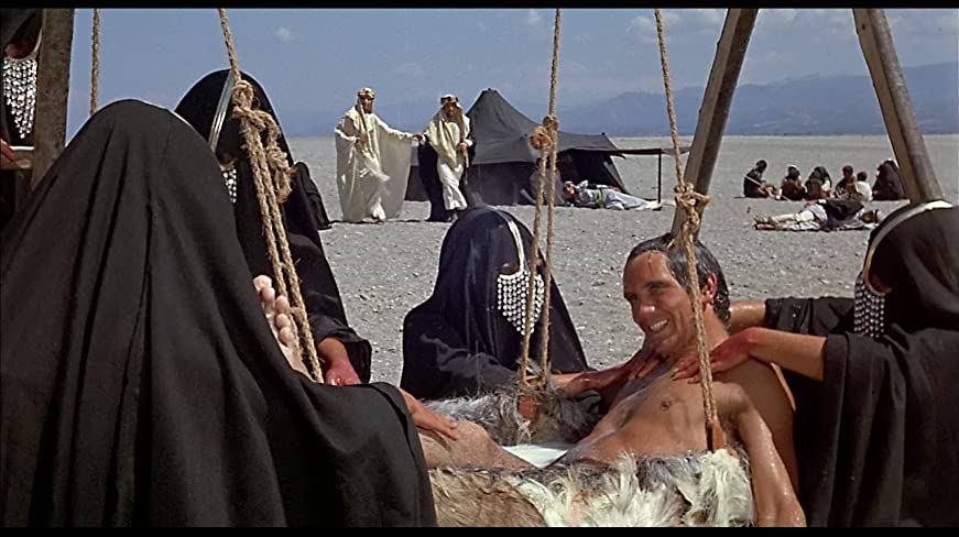 「唇からナイフ」テレンス・スタンプの画像