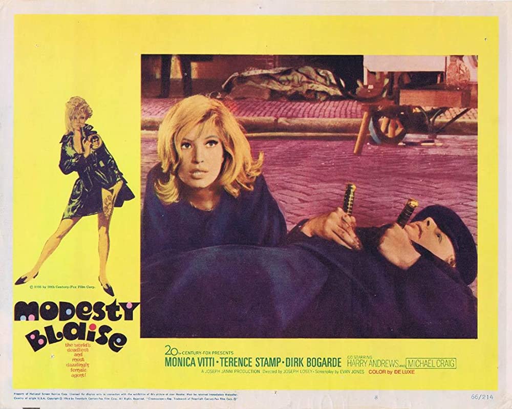 唇からナイフの画像