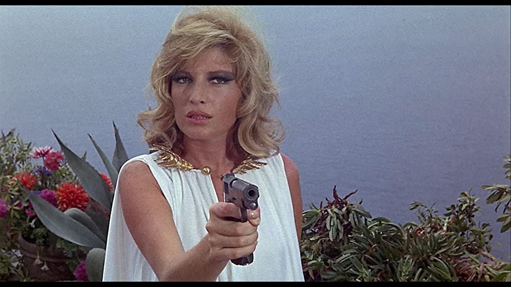 唇からナイフの画像