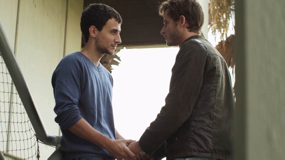 アウト・イン・ザ・ダークの画像