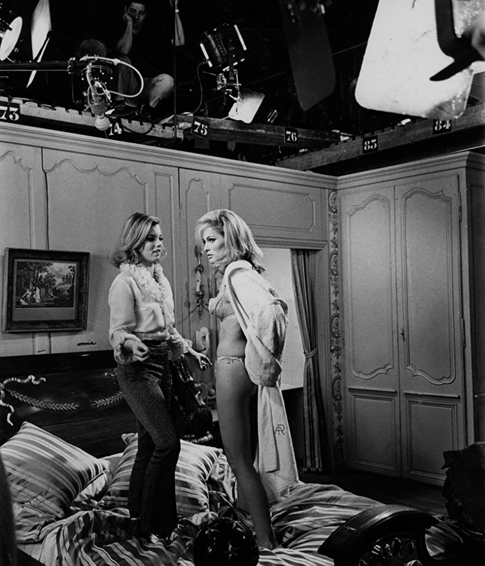 「何かいいことないか子猫チャン」ウルスラ・アンドレス & カトリン・シャーケの画像