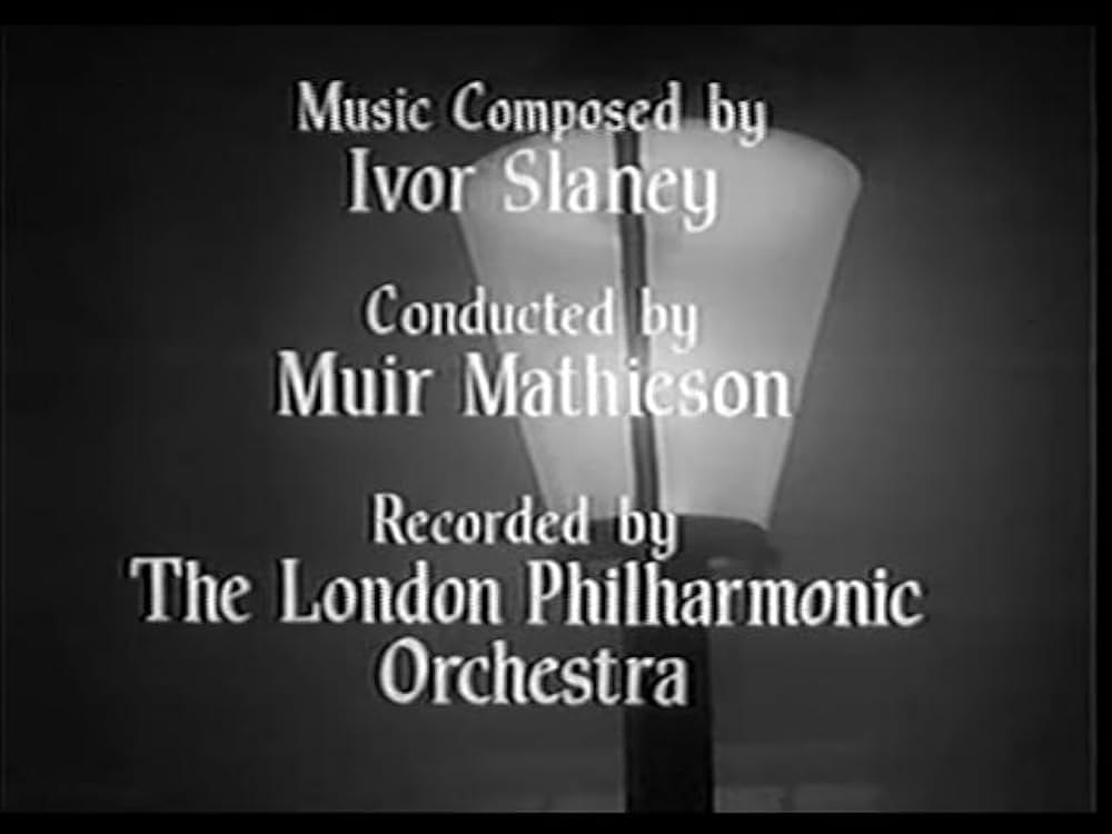 霧の中の女の画像