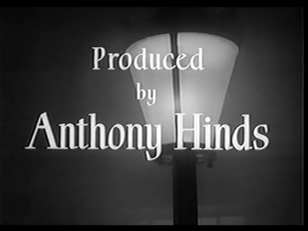 霧の中の女の画像