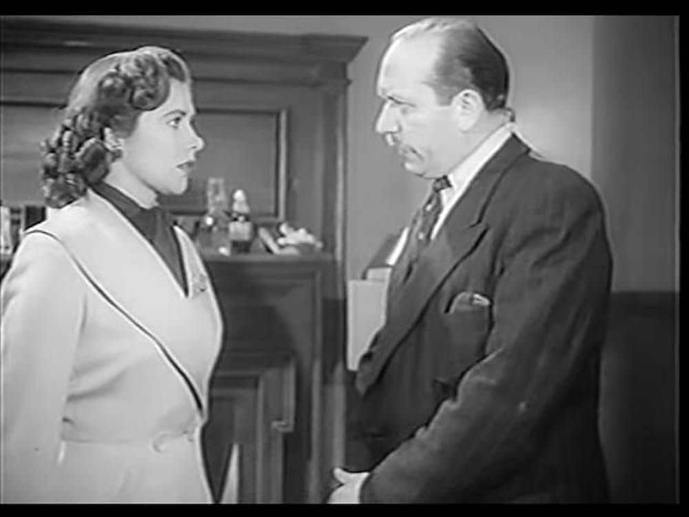 霧の中の女の画像