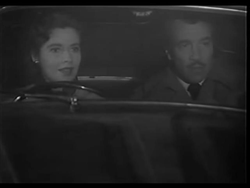 霧の中の女の画像