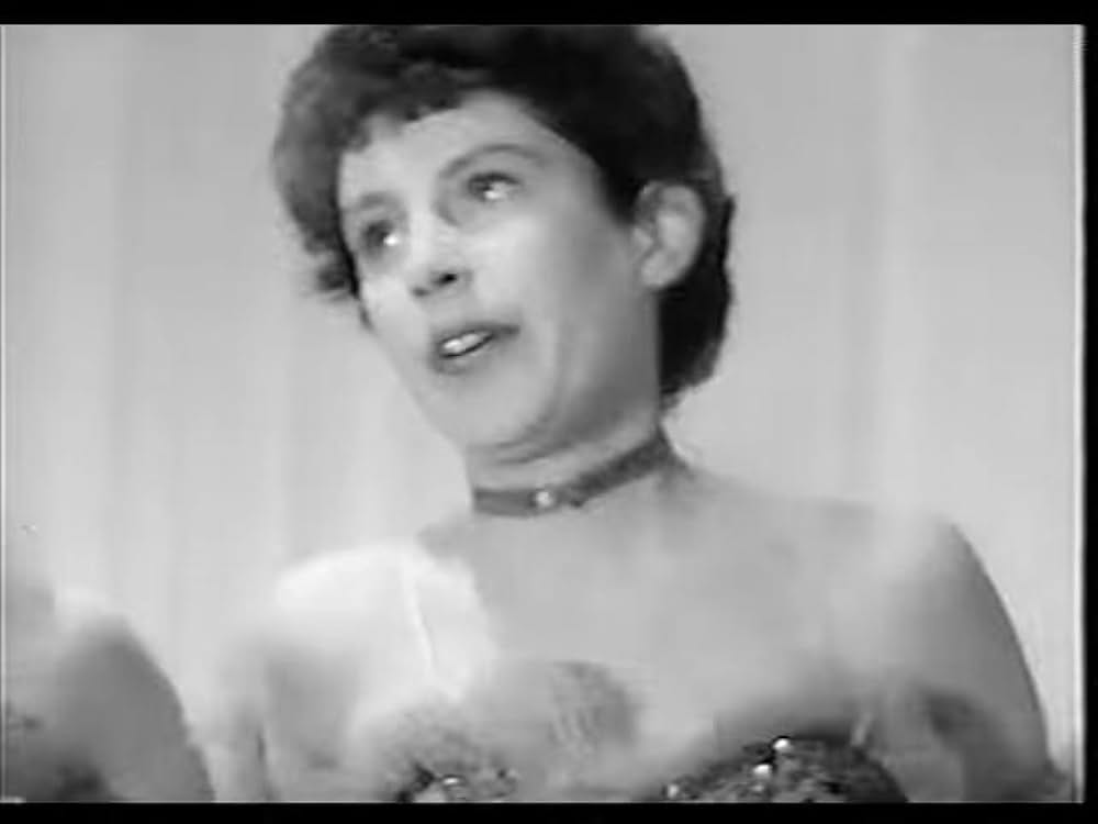 霧の中の女の画像