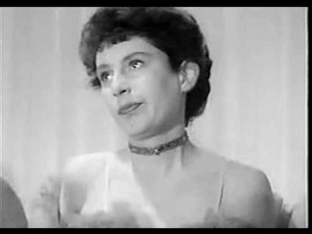 霧の中の女の画像