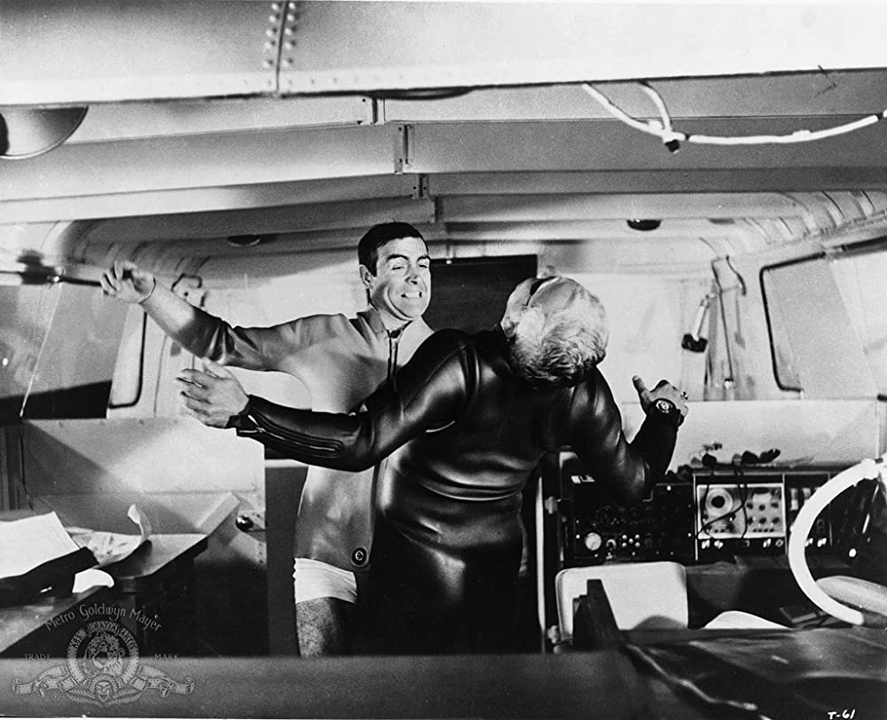 「007／サンダーボール作戦」ショーン・コネリー & アドルフォ・チェリの画像