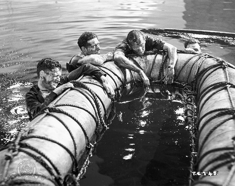 軍旗の下にの画像