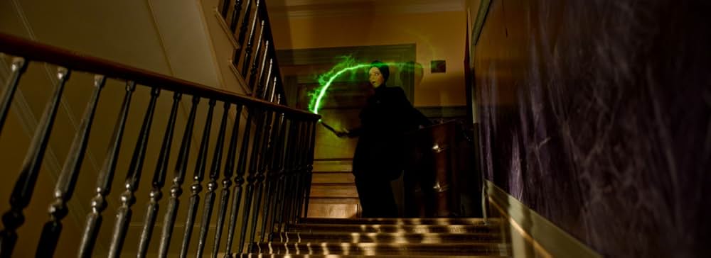 エルフと不思議な猫の画像