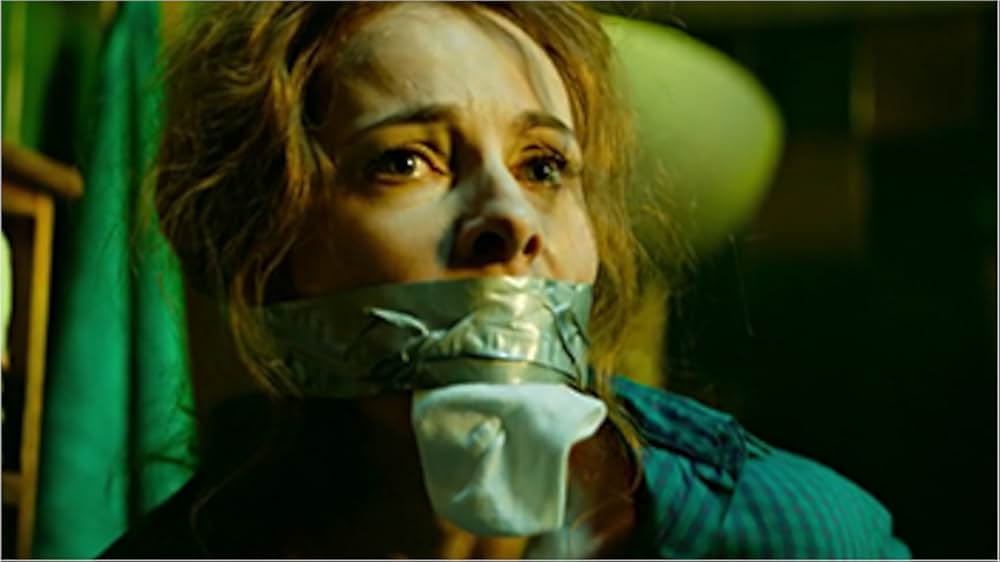 エルフと不思議な猫の画像