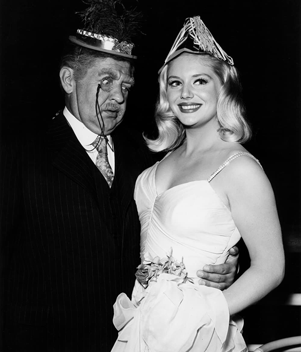 愚か者の船の画像