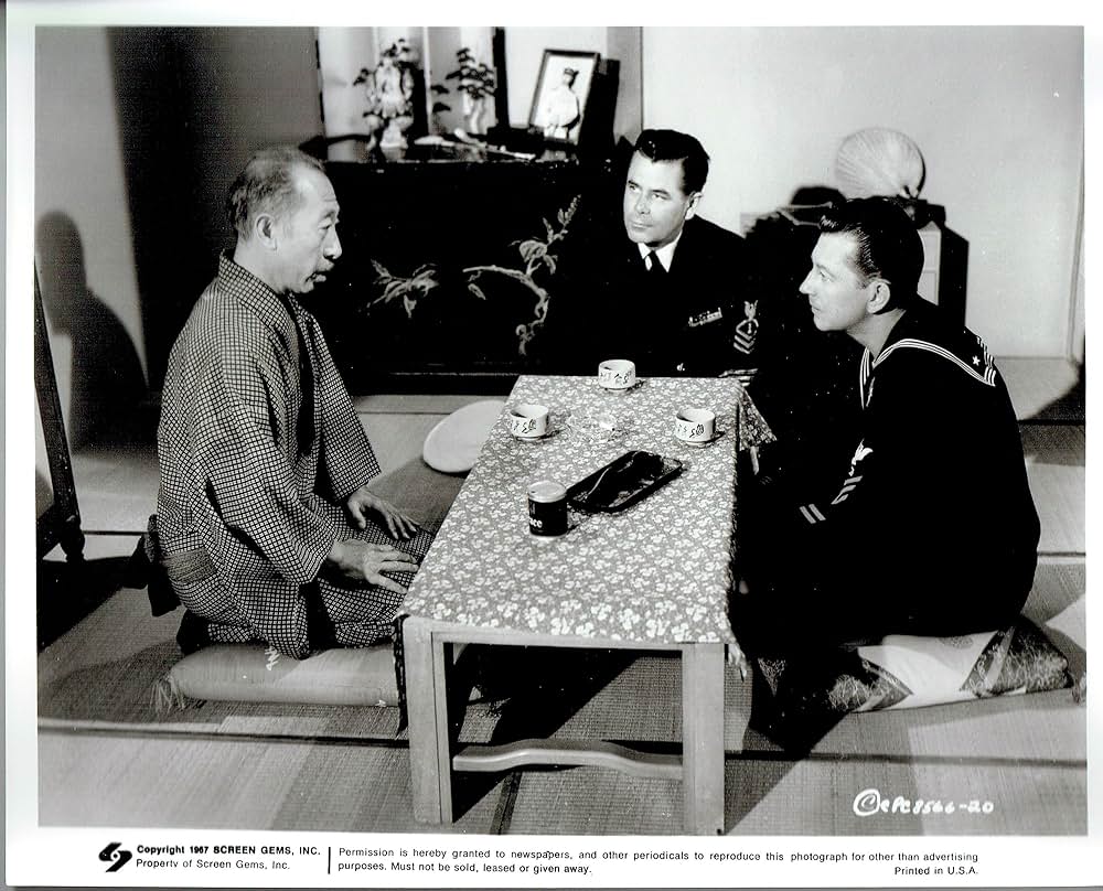 嬉し泣きの画像