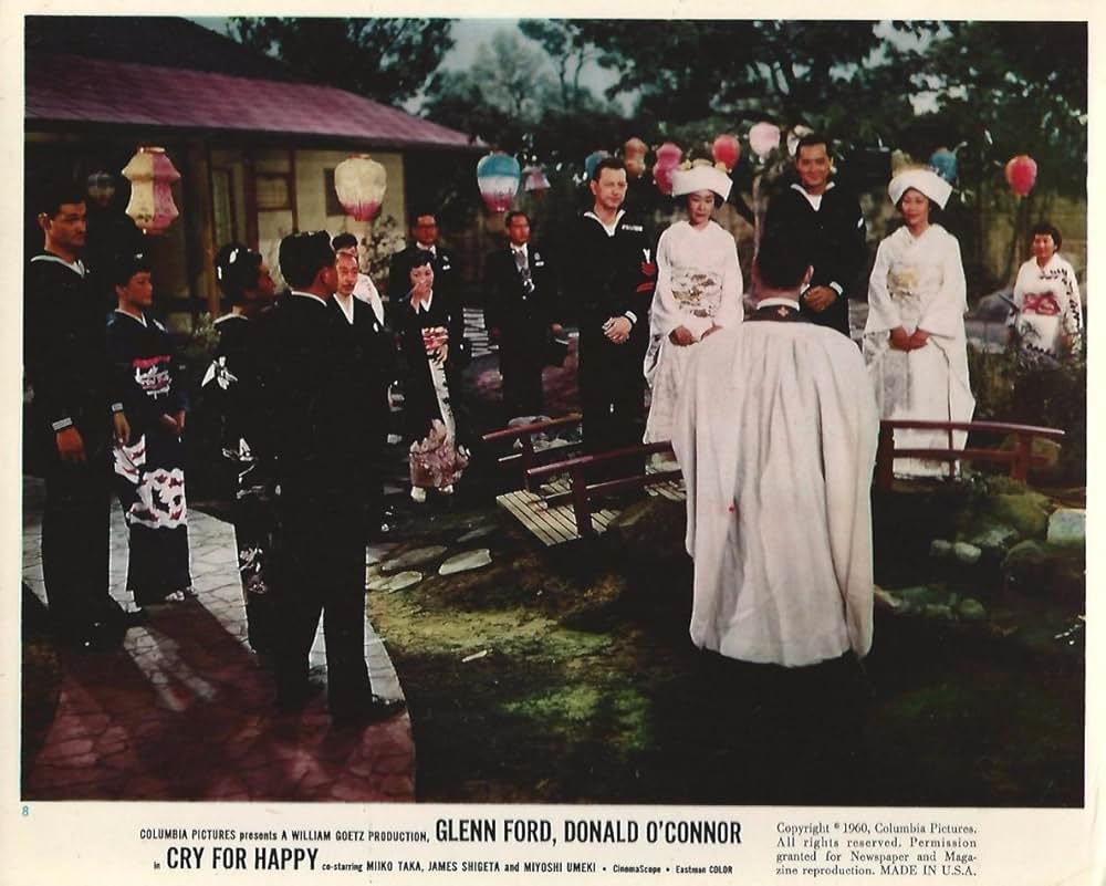 嬉し泣きの画像