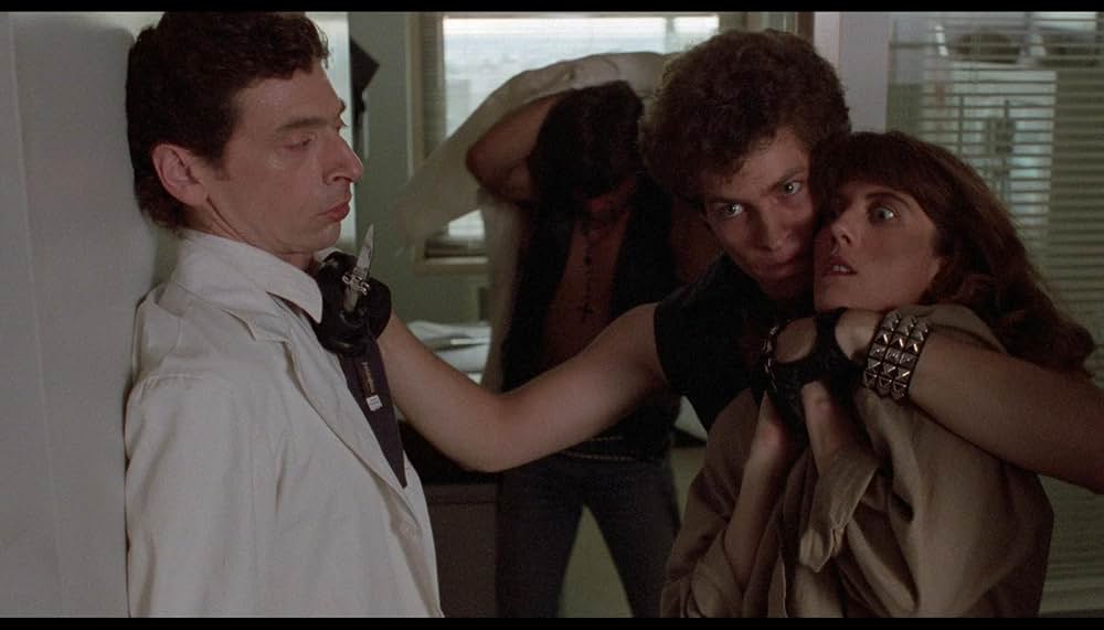 デッド・ボーイズ・キャント・フライの画像