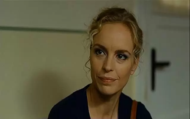 東ベルリンから来た女の画像