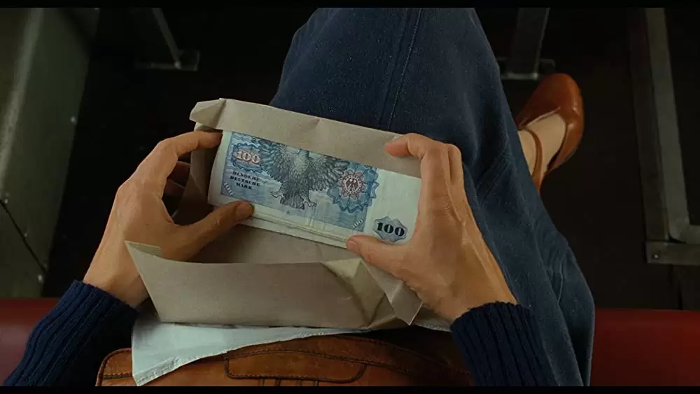 東ベルリンから来た女の画像