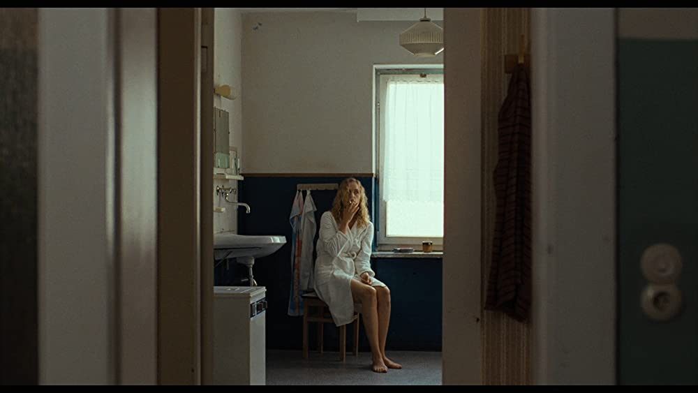 東ベルリンから来た女の画像