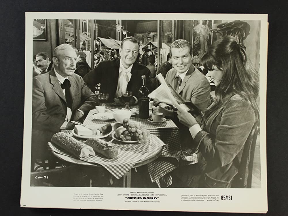 サーカスの世界の画像