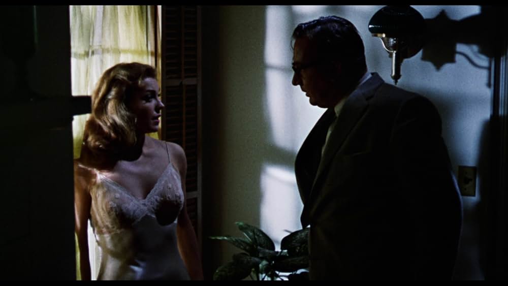 狙われた女の画像