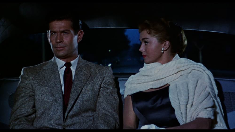 狙われた女の画像