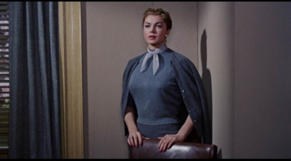 狙われた女の画像