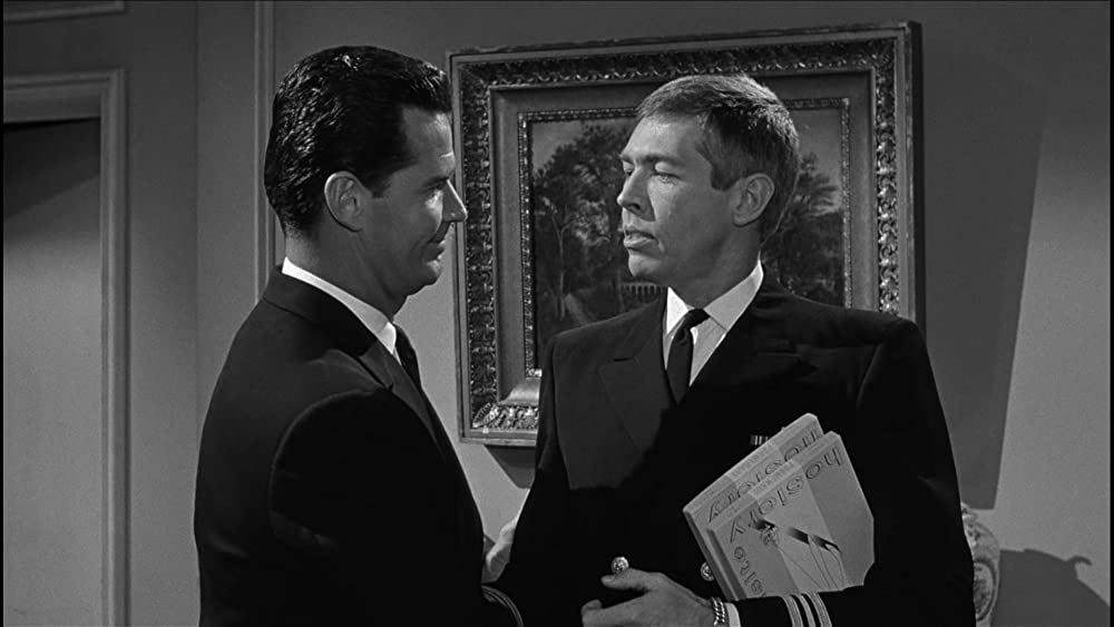 卑怯者の勲章の画像