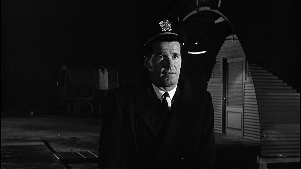 卑怯者の勲章の画像