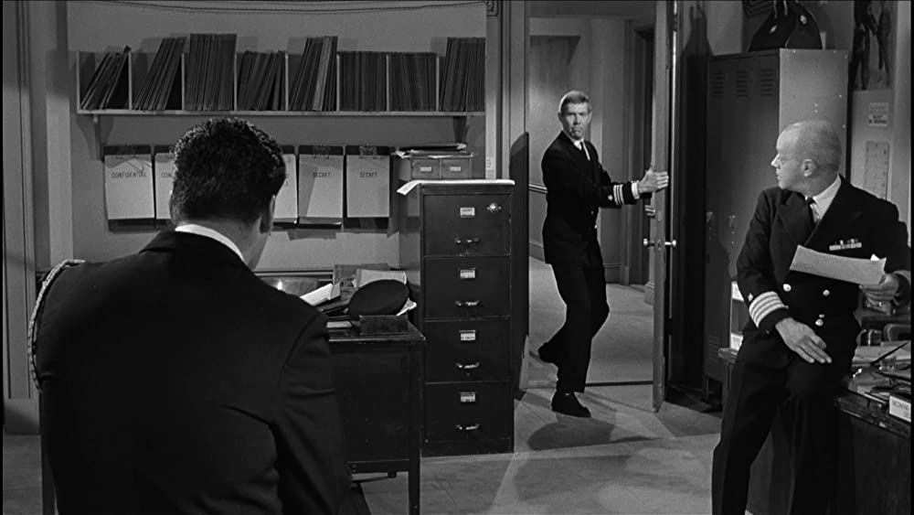 卑怯者の勲章の画像